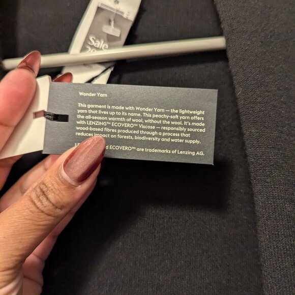 Aritzia Ty Cardigan Short in Black - Picture 4 of 10